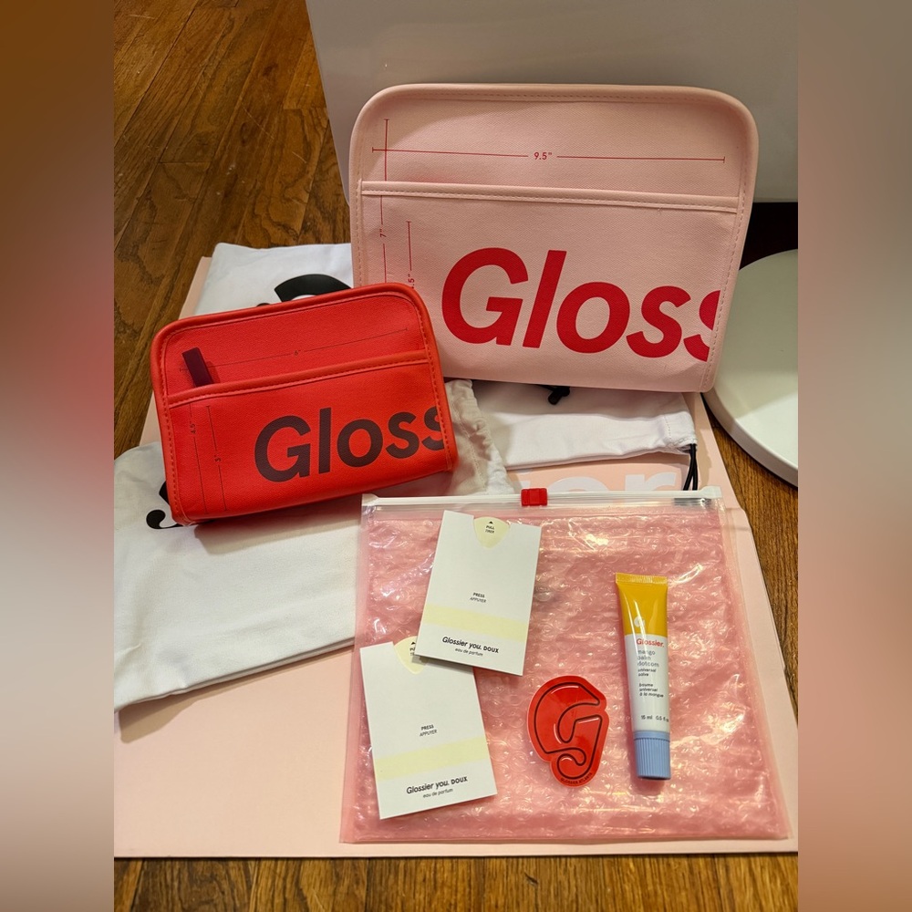 Glossier Beauty Bag set including exclusive Atlanta mini bag
